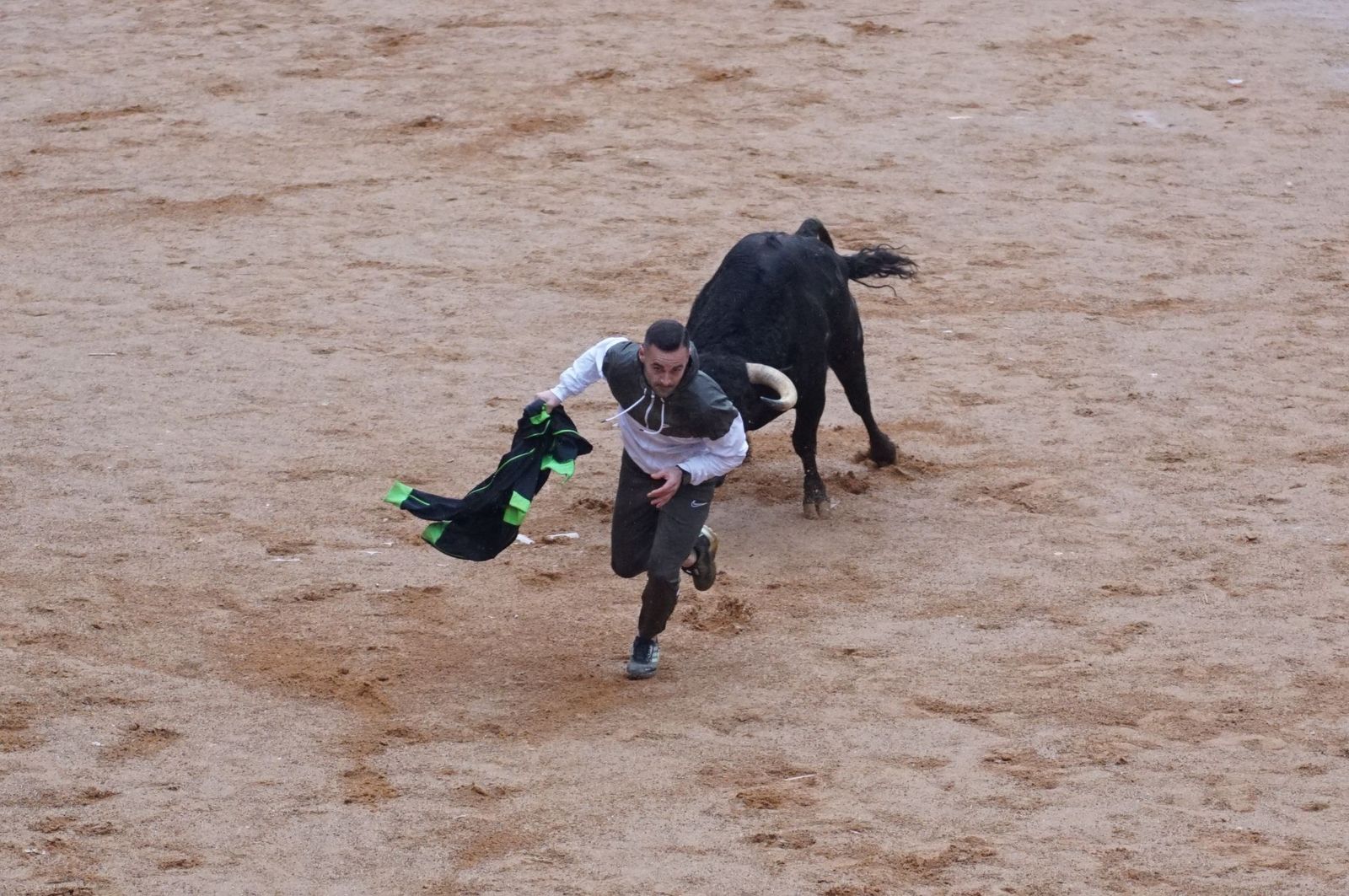 whatsapp-image-2025-03-03-at-14-50-03-2