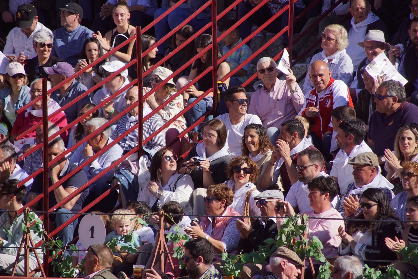 whatsapp-image-2024-04-20-at-19-57-41