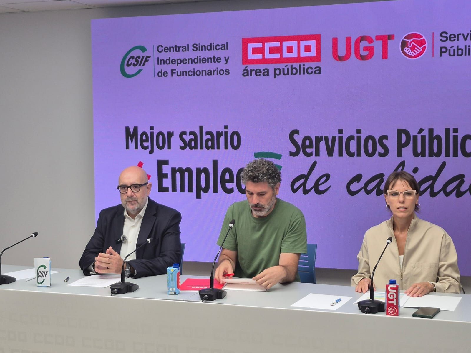 UGT, CCOO y CSIF convocarán huelga en diciembre si Función Pública sigue sin negociar la subida salarial