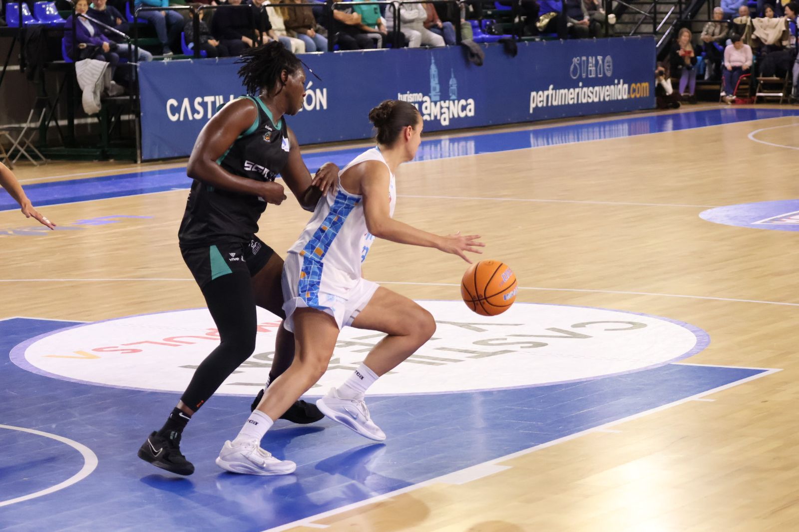 Perfumerías Avenida – CAB Estepona