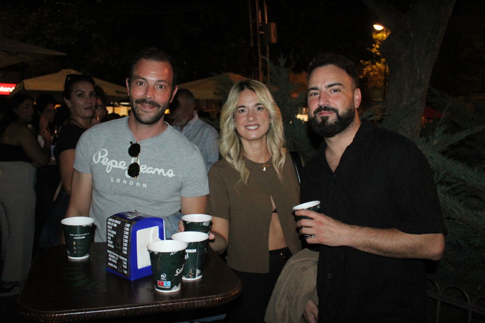Ambiente en la Feria de Día en la tarde de este jueves