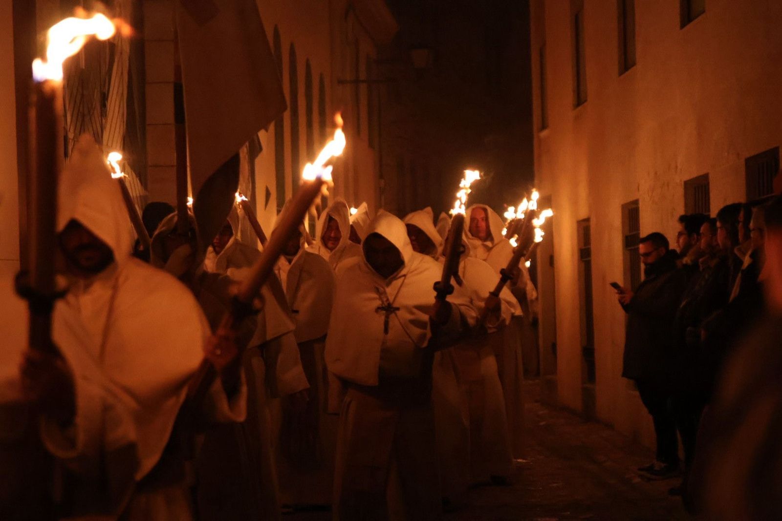 GALERÍA | Revive en imágenes la procesión de la Buena Muerte