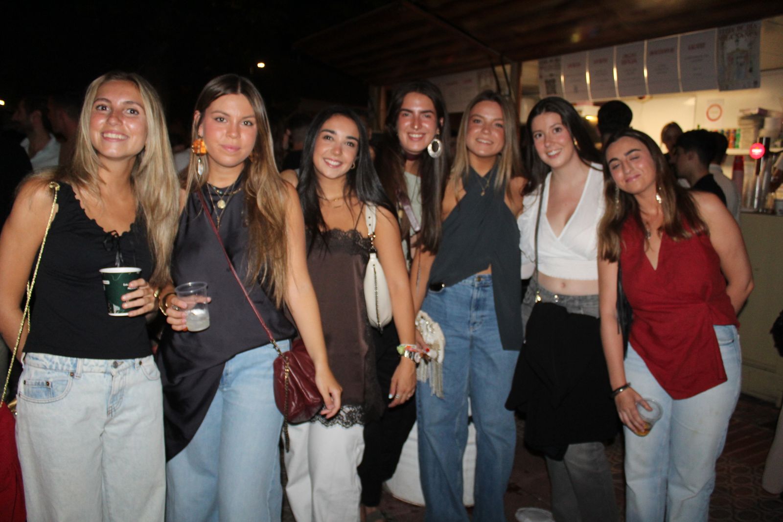 La Feria de Día se llena en la tarde-noche de este viernes, punto de partida del fin de semana