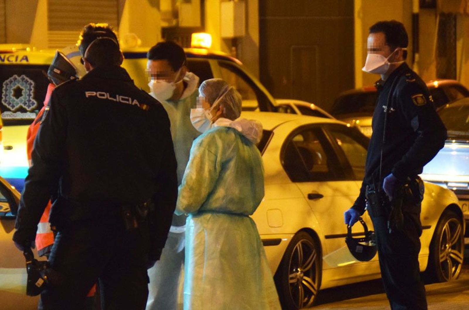 Policia nacional mascarilla coronavirus
