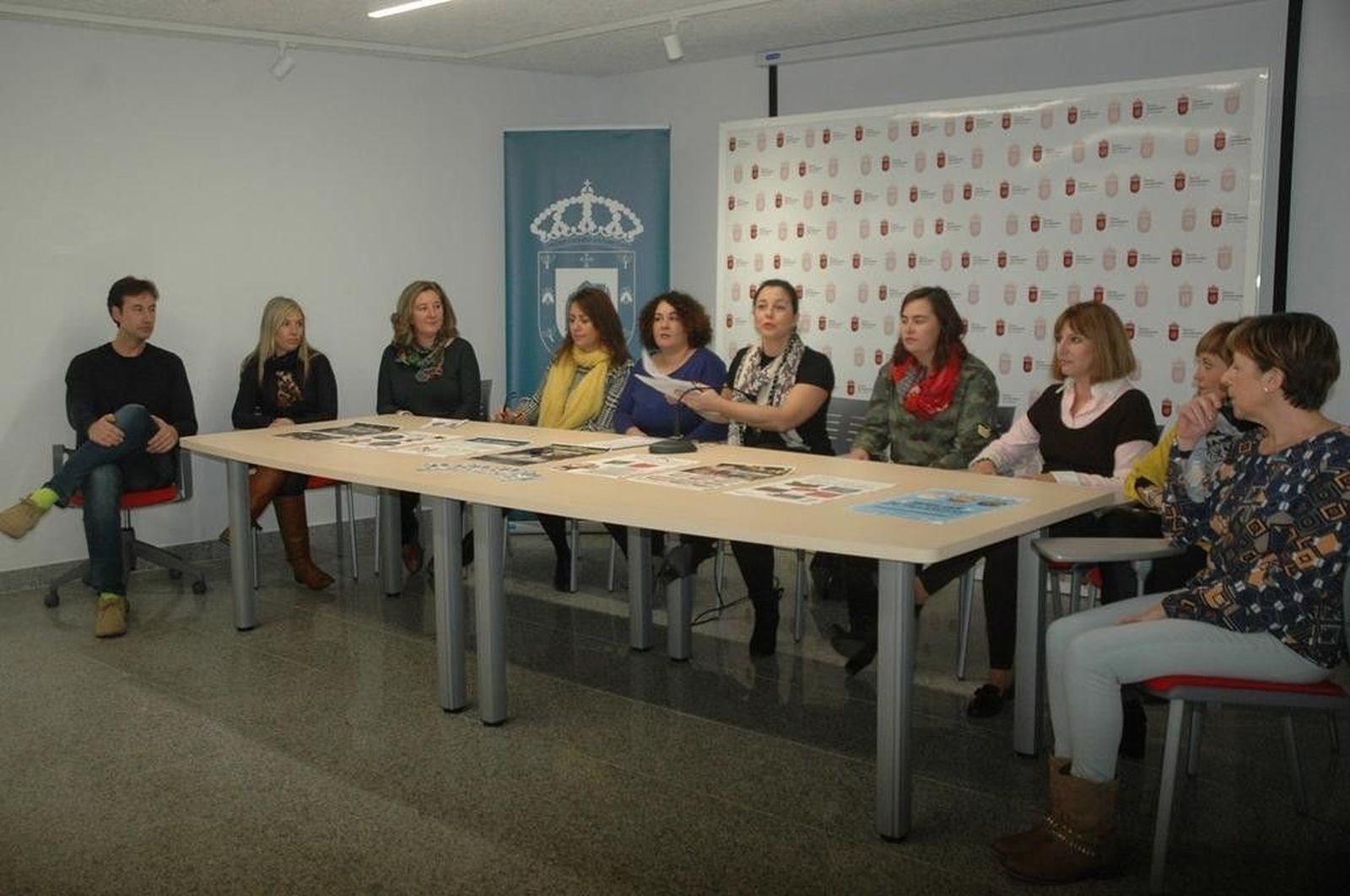 Un concurso de villancicos llevará a los Reyes Magos a los hogares de tres niños guijuelenses