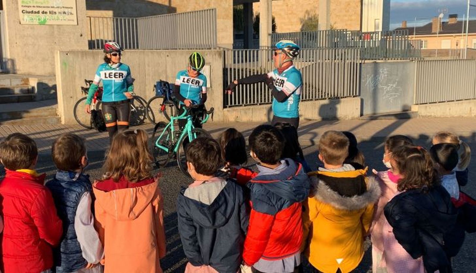 Ruta en bici a Zamora. Biblioteca de Villamayor 1