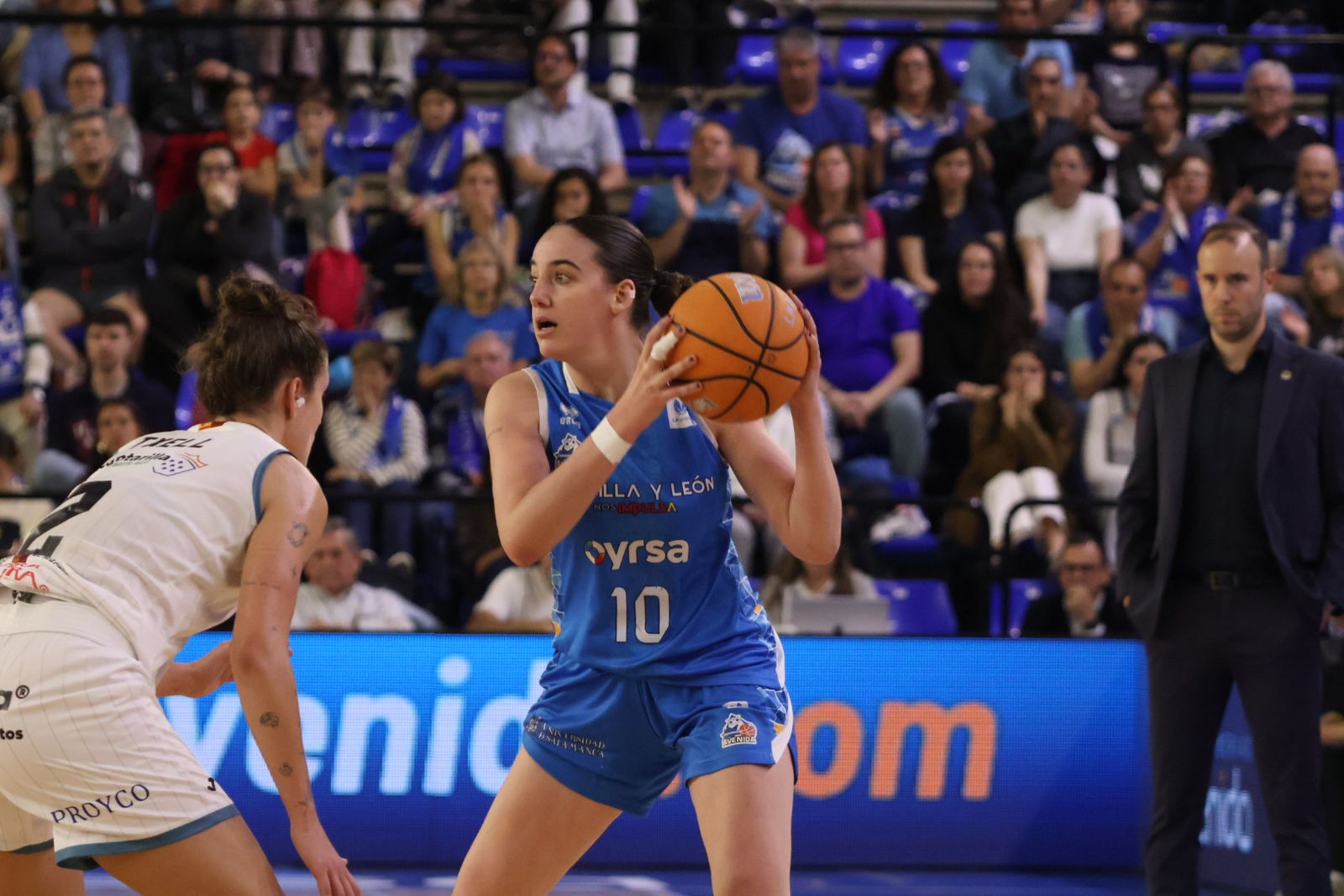 Perfumerías Avenida - CB Jairis