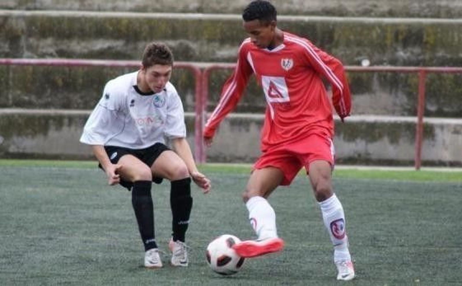 Desplazamientos a tierras madrileñas de UDS y Santa Marta de División de Honor