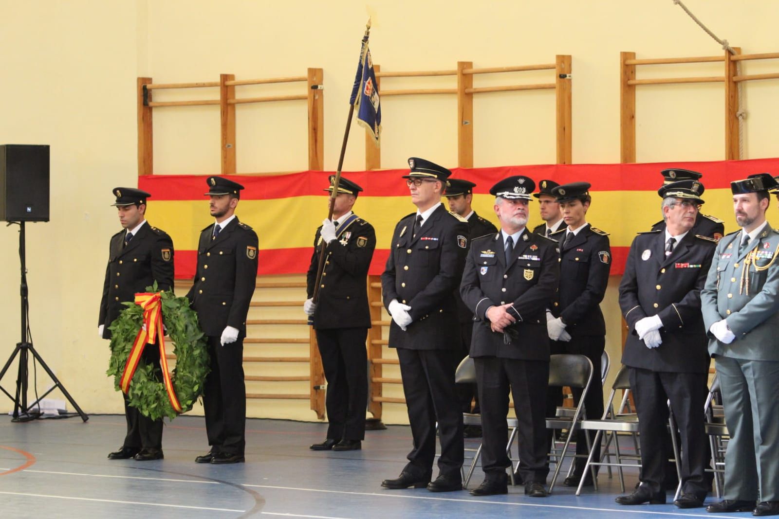 la-policia-nacional-de-salamanca-los-angeles-custodios-43