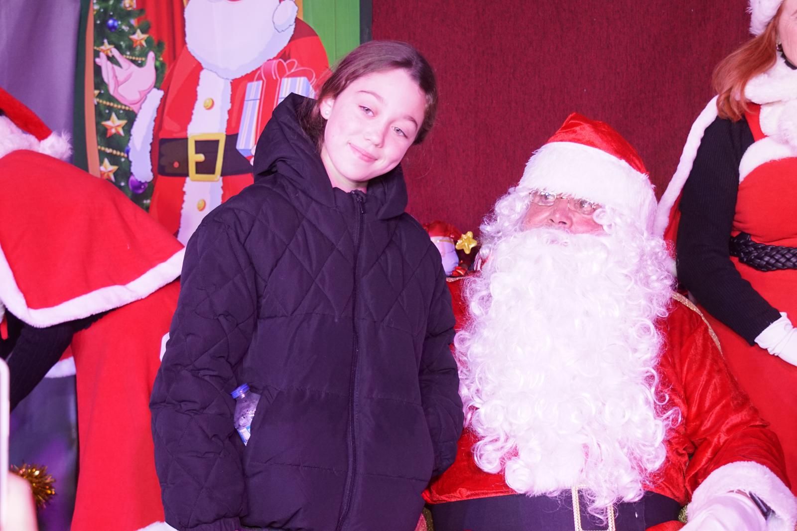 El Encinar recibe la visita de Papa Noel