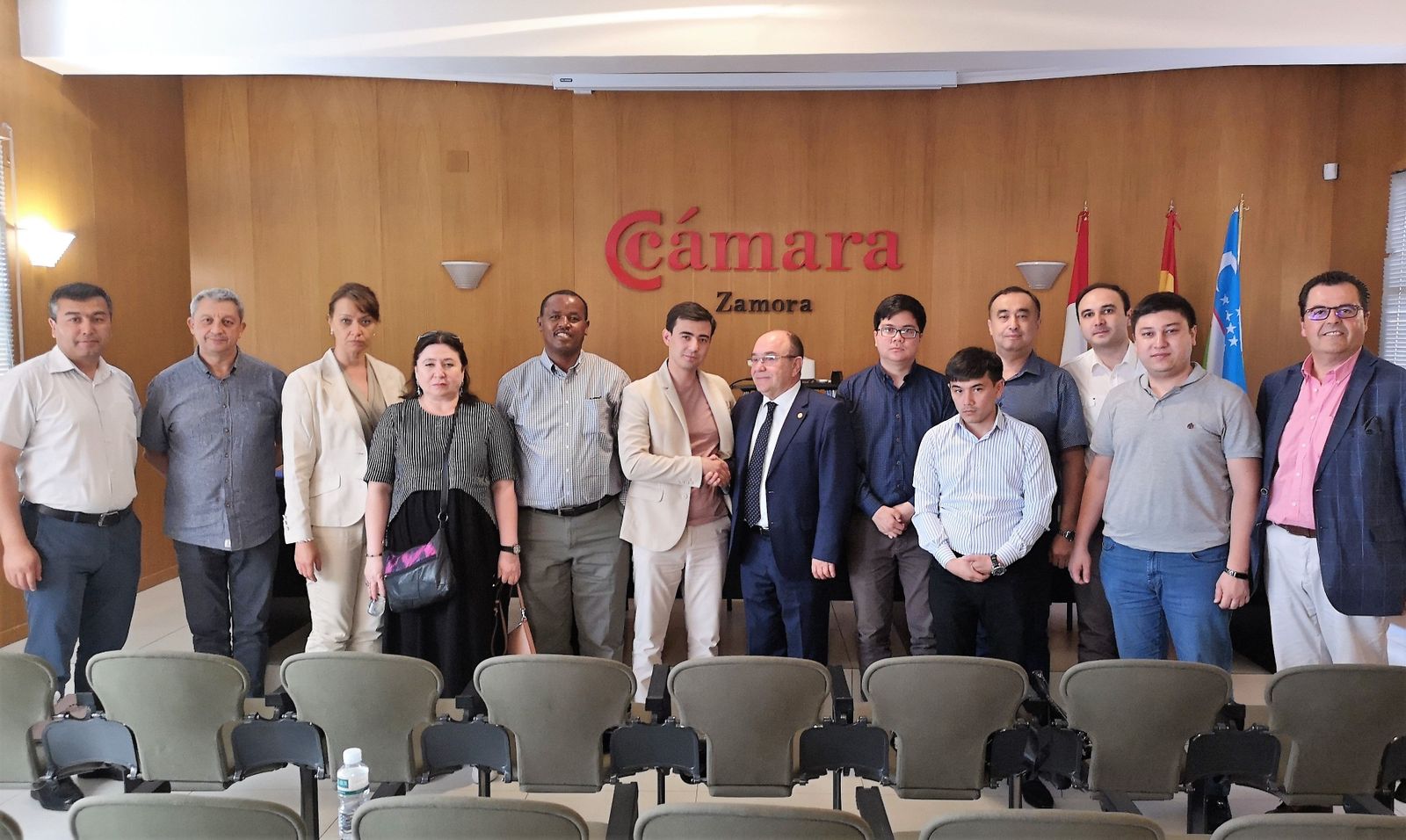 Visita delegacion Uzbequistan