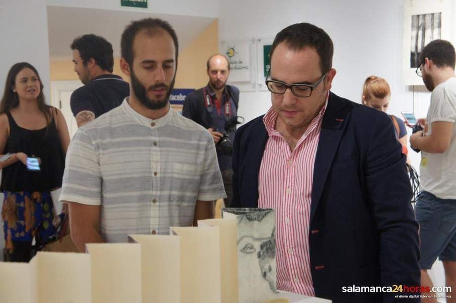 El Espacio Joven muestra los grabados de Álvaro Hernández