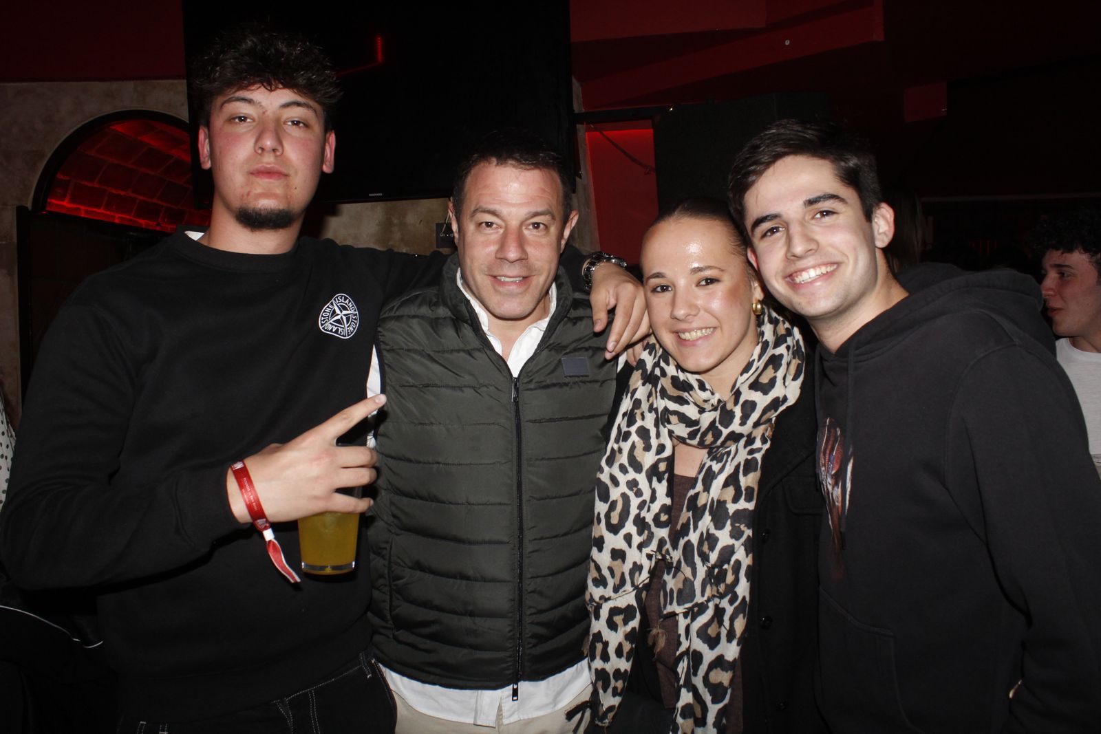 Salamanca de noche, jueves 2 de abril