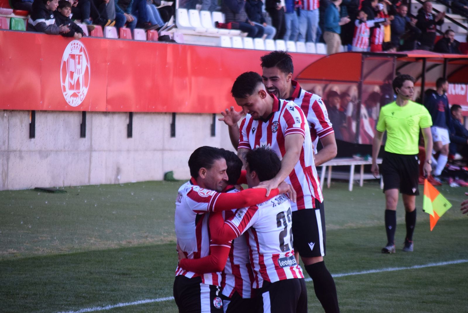 Zamora CF - Pontevedra CF (96).JPG