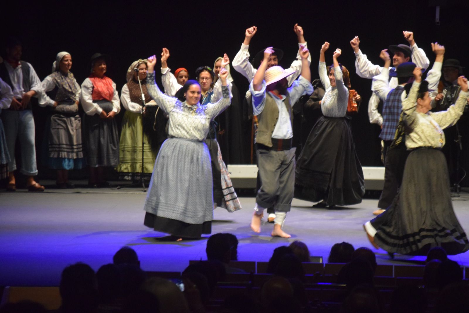 Gala de clausura del Festival Internacional de Folklore de Zamora (1)