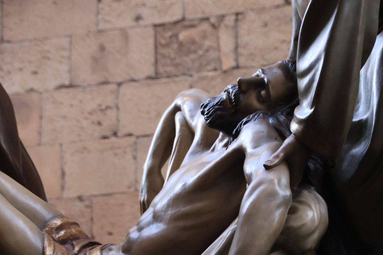 La procesión del Nazareno deslumbra a Salamanca como muestra de historia y devoción tras años suspendiéndose