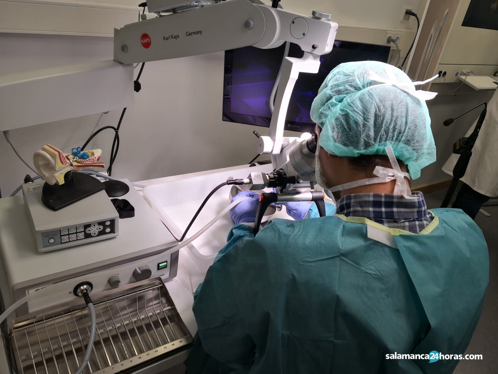 Laboratorio quirúrgico de base de cráneo lateral y anterior (34)