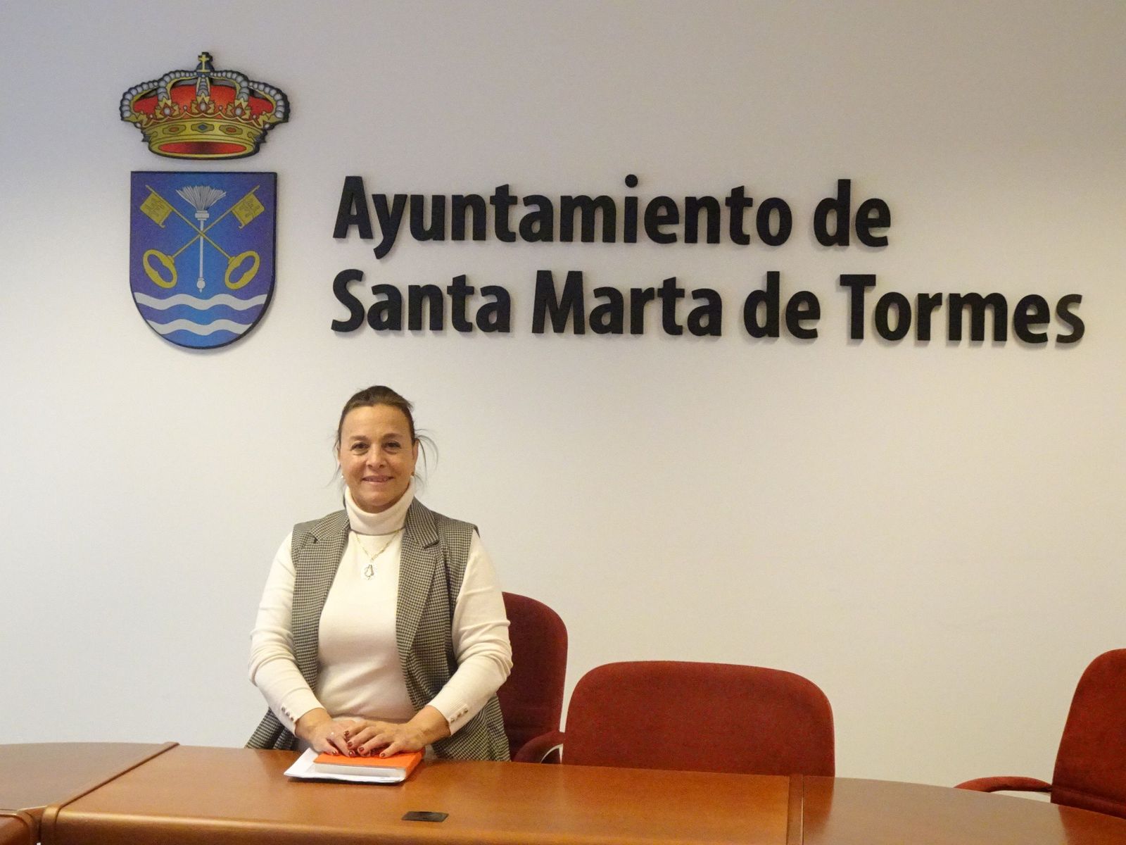 El Ayuntamiento de Santa Marta suscribe un convenio de fisioterapia para los mayores de 65 años