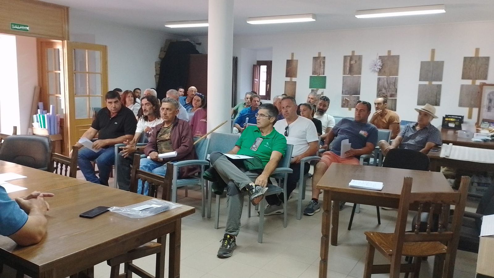 Reunión con ganaderos en Porto. UPA