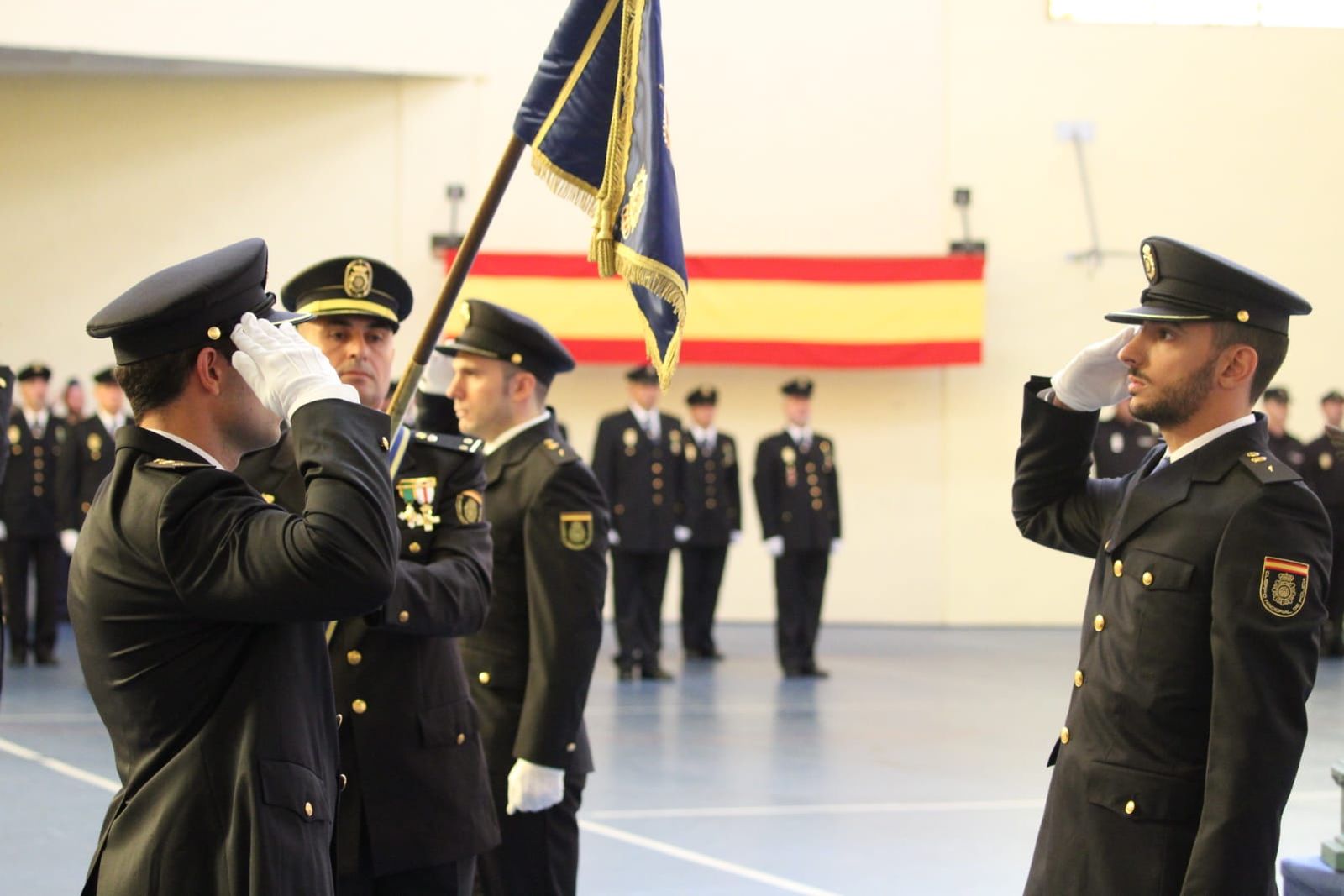 la-policia-nacional-de-salamanca-los-angeles-custodios-65