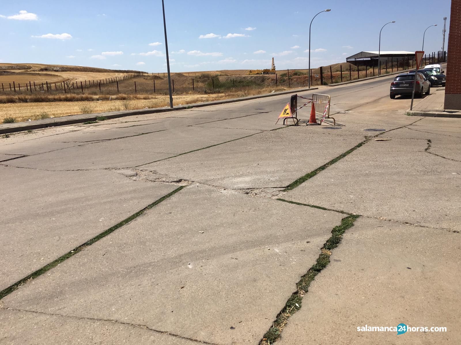 Denuncias polígono de los Villares (22)