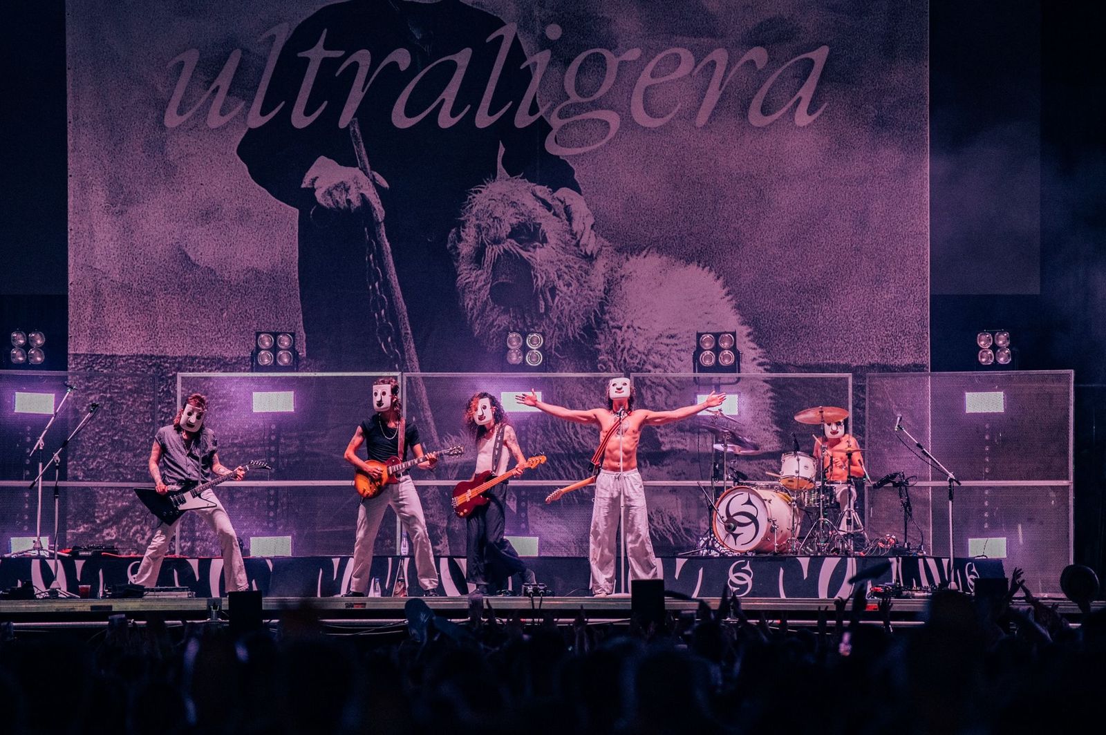 Ultraligera en uno de los conciertos de su actual gira