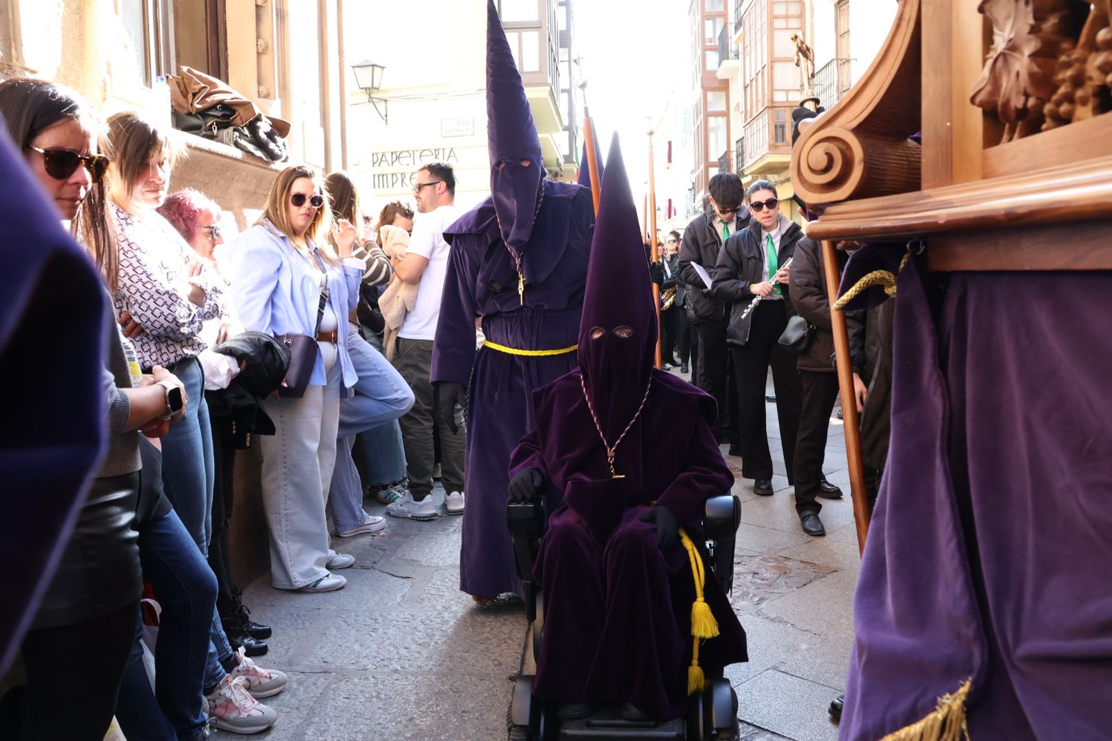 GALERÍA | Revive en imágenes la procesión de la Vera Cruz