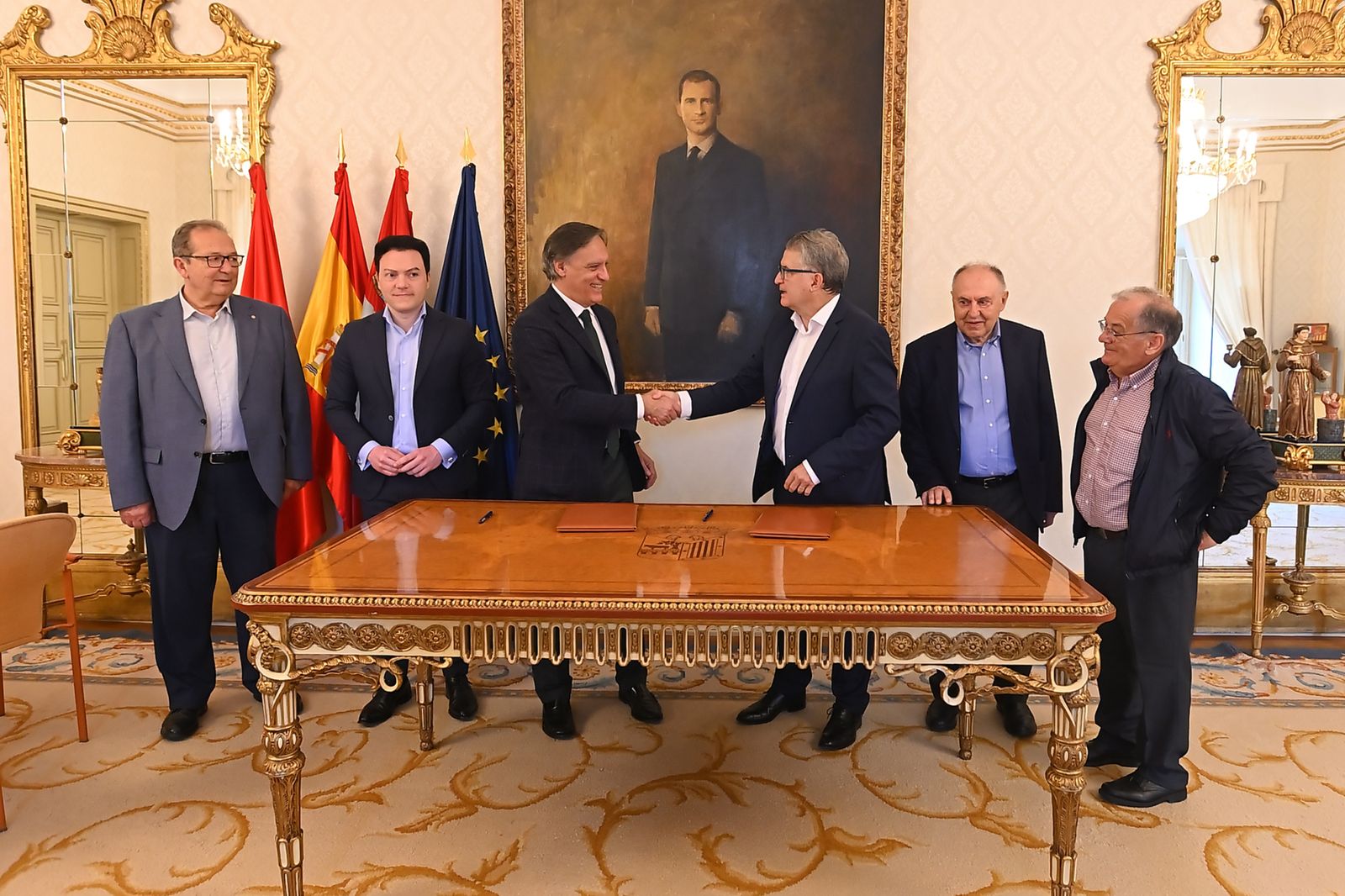 Firma del convenio entre SECOT y el Ayuntamiento de Salamanca
