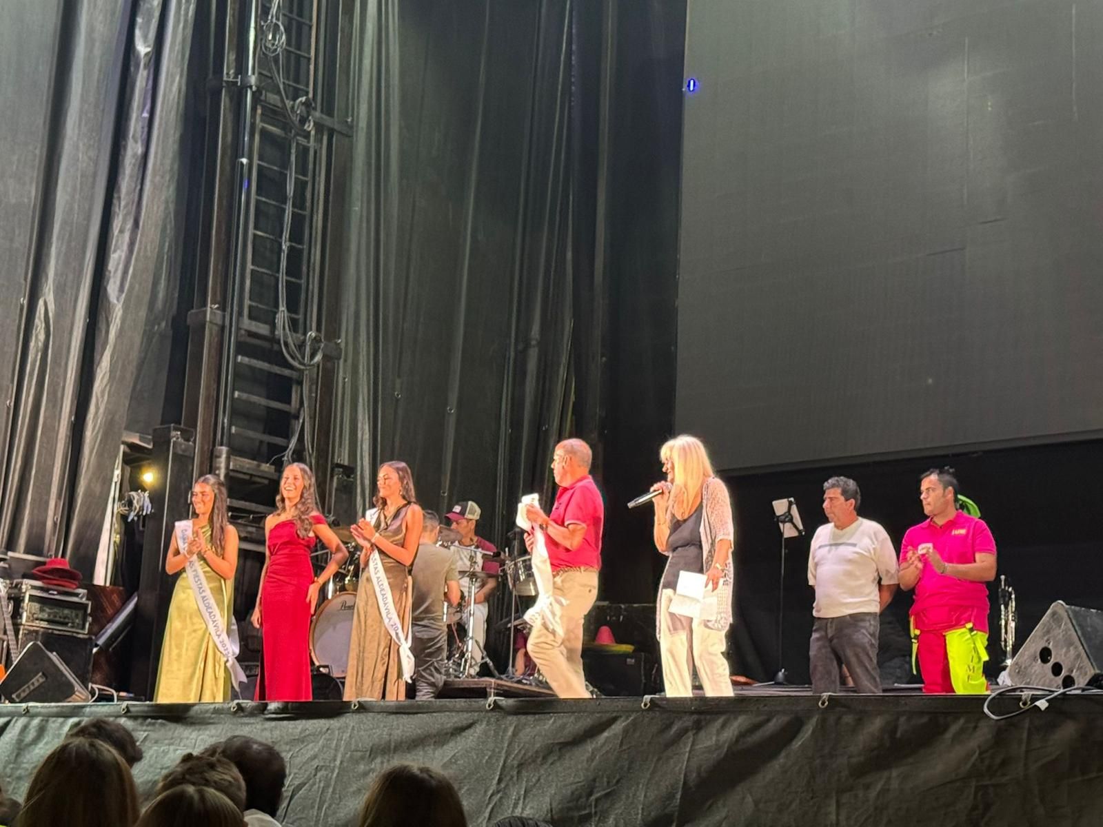 Coronación reina y damas y en Aldeadávila de la Ribera 2025