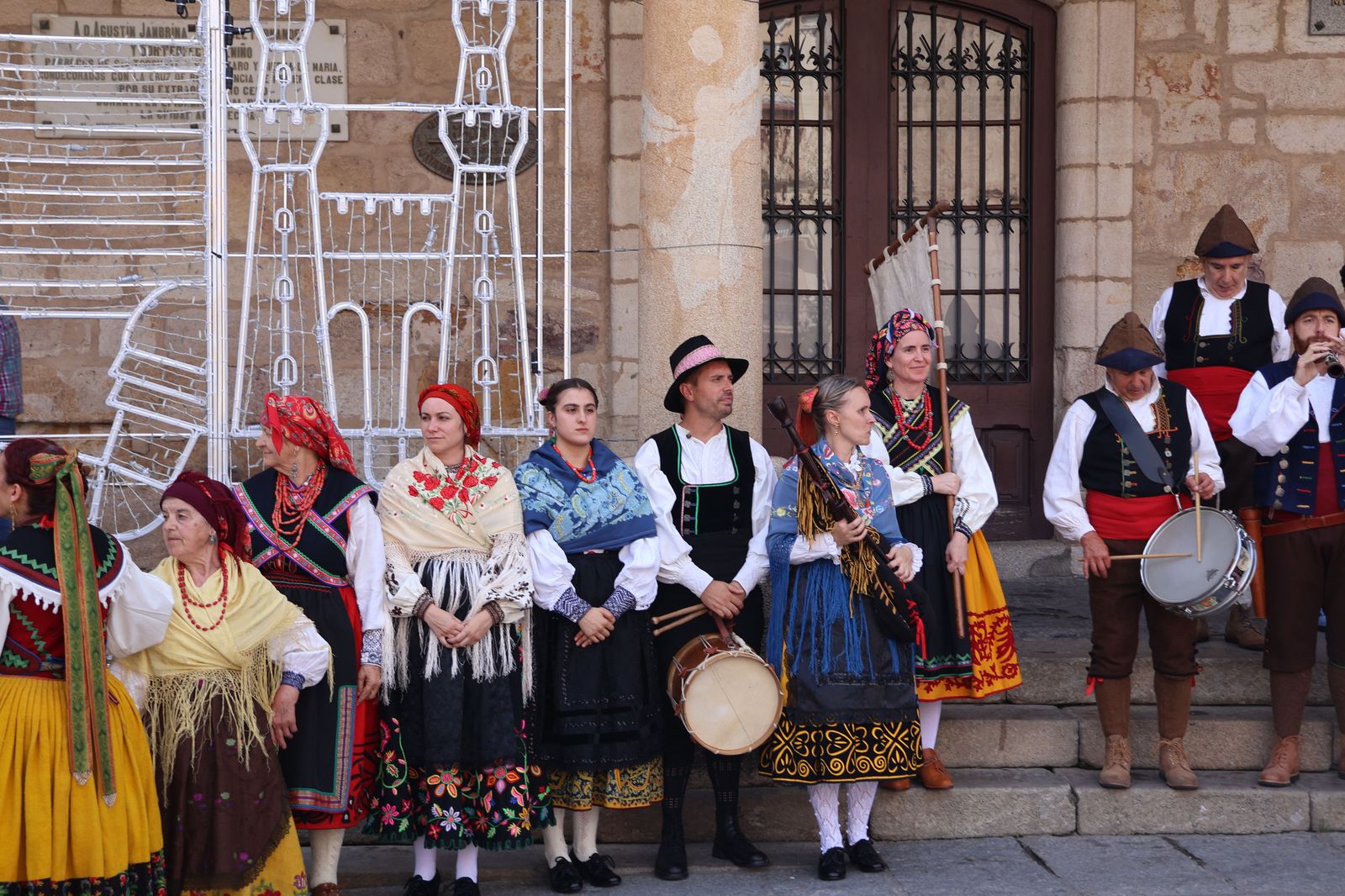 grupo-bajo-duero-en-la-xxxii-muestra-de-folklore-6