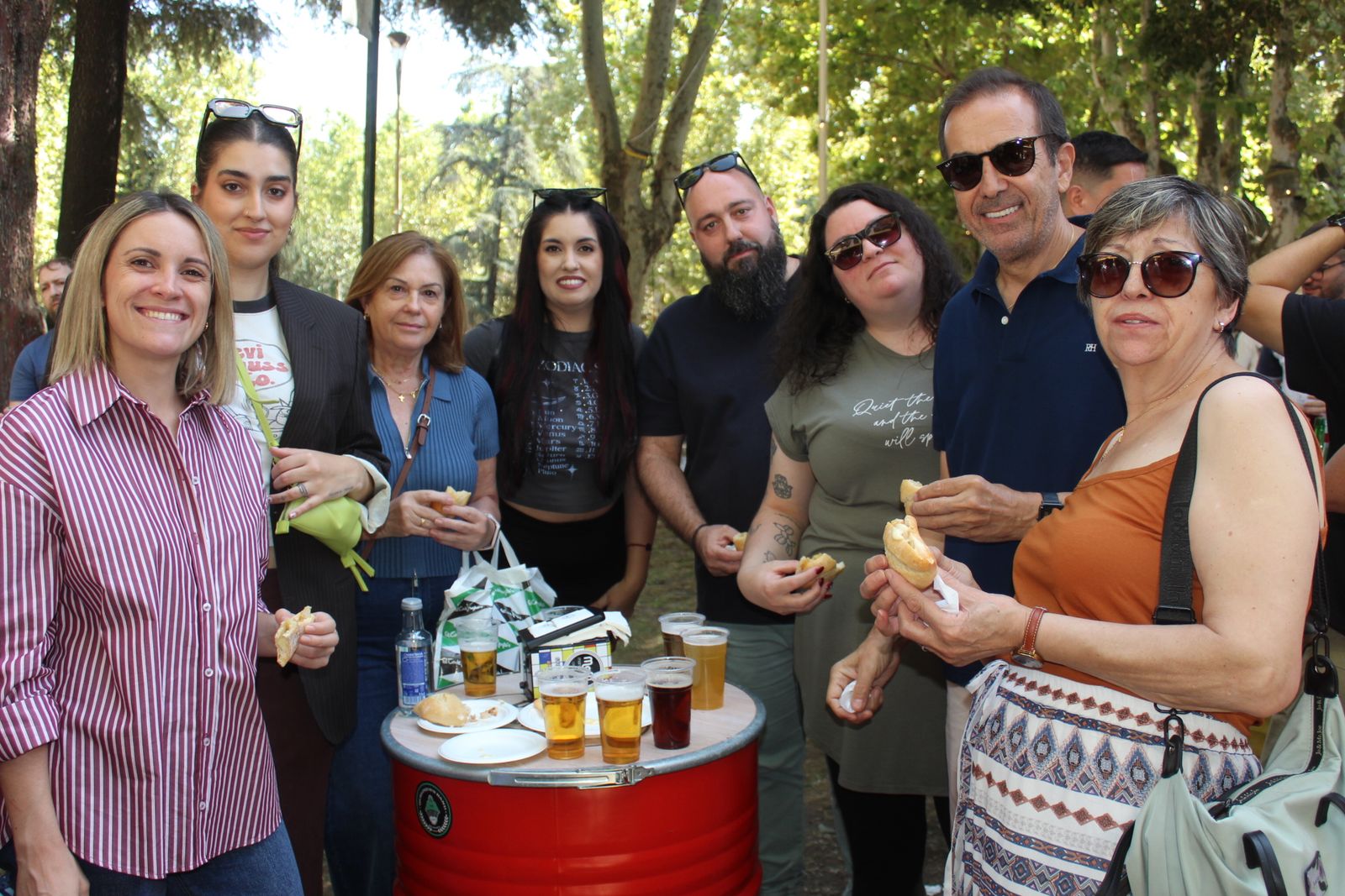 Ambiente en la Feria de Día en el mediodía de este sábado