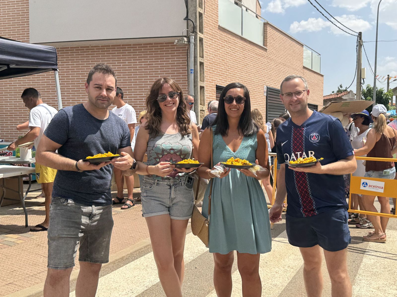 Banquete de paella en Doñinos para despedir sus fiestas por Santo Domingo de Guzmán