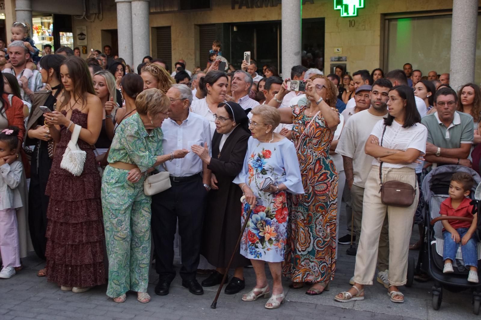 Procesión del regreso a clausura de Santa Teresa de Jesús