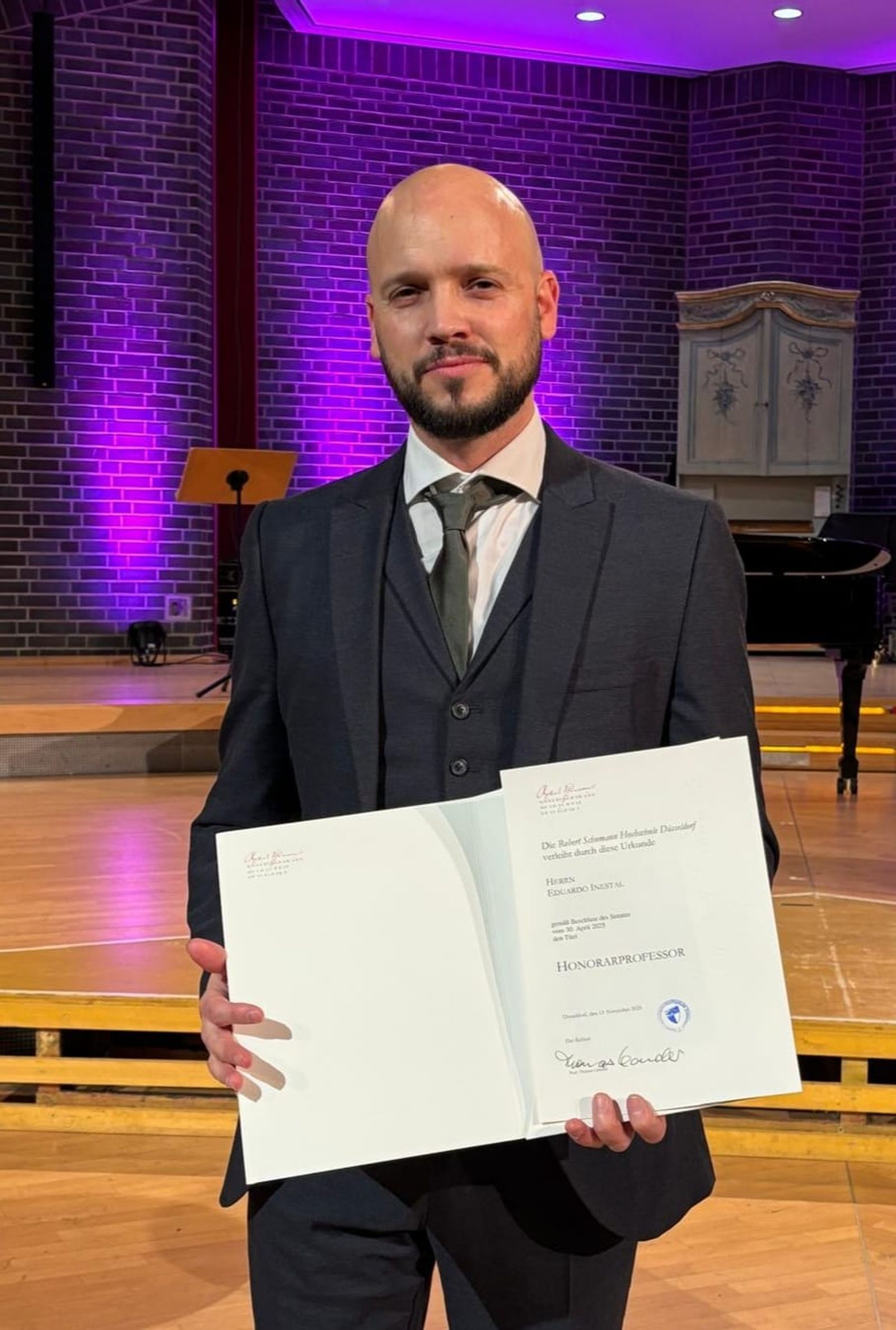 El salmantino Eduardo Inestal, nombrado Catedrático Honorífico de la Universidad Robert Schumann Hochschule de Düsseldorf