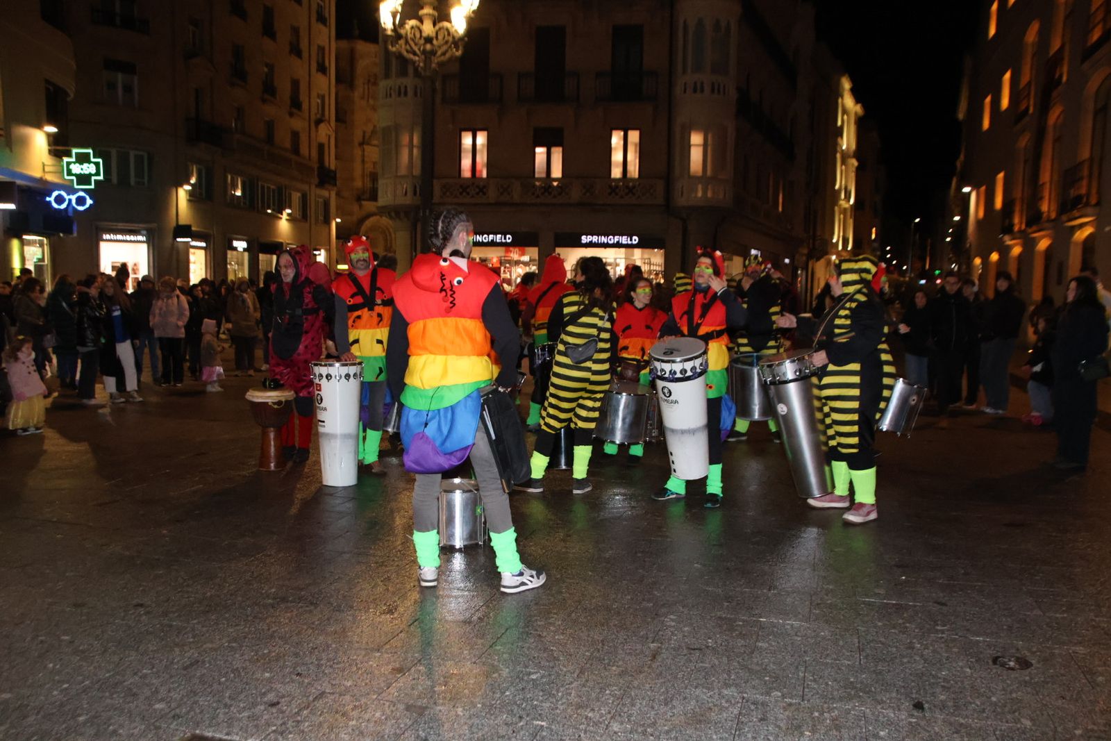Pasacalles desde la Plaza del Liceo