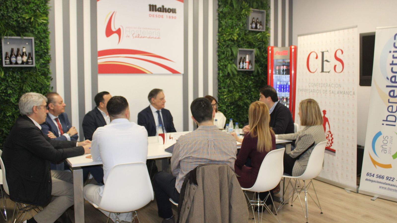 El Partido Popular se reúne con los representantes de la Asociación de Empresarios de Hostelería de Salamanca | Salamanca24horas