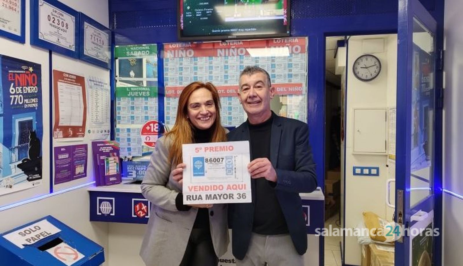 El quinto premio 86.007 toca en la Administración 'La Suerte'. Foto Andrea M.