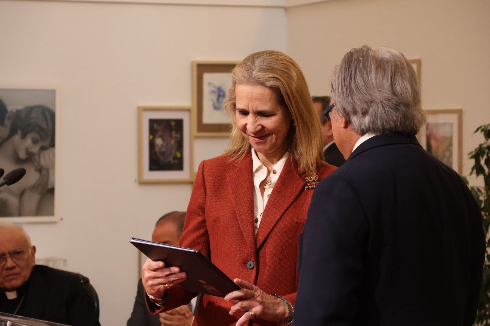 visita-de-la-infanta-elena-a-zamora-43