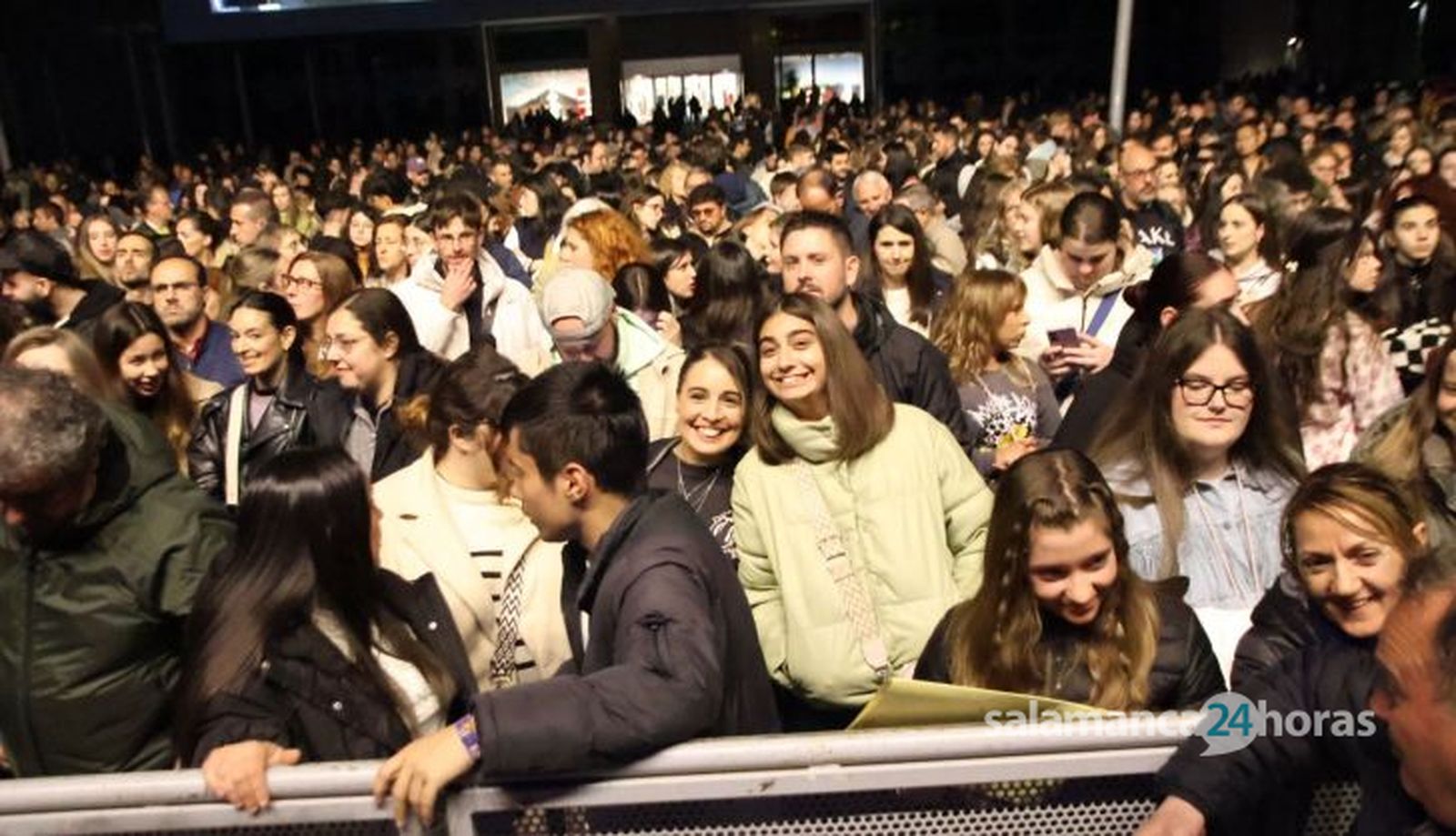 Concierto Nil Moliner en la plaza la Concordia