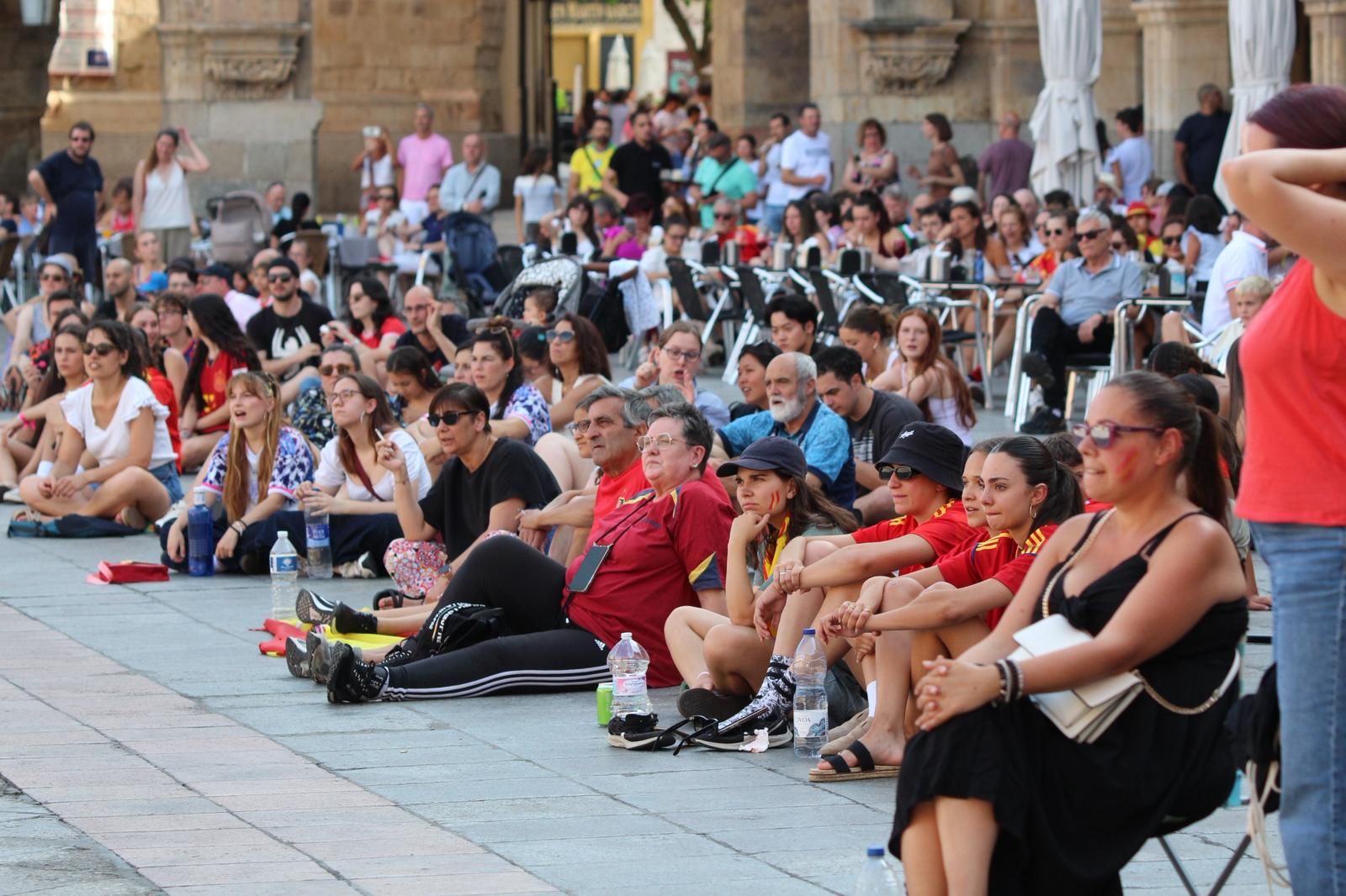 Final de la Eurocopa femenina 2025, vivida en la Plaza Mayor de Salamanca