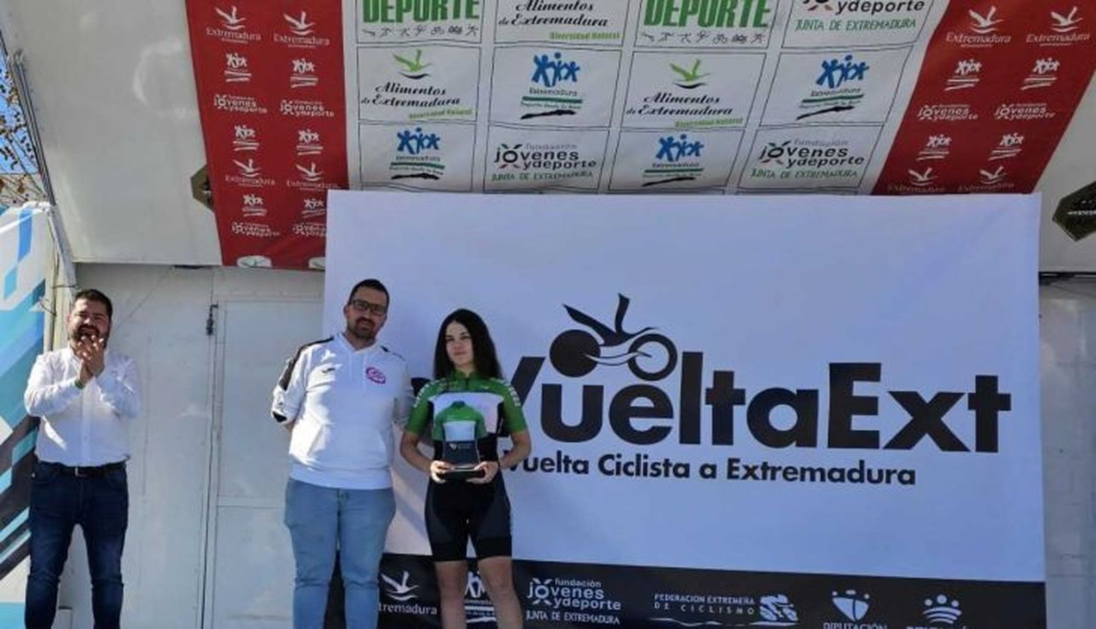 Vuelta ciclista a Extremadura de Encgude Solar Fem