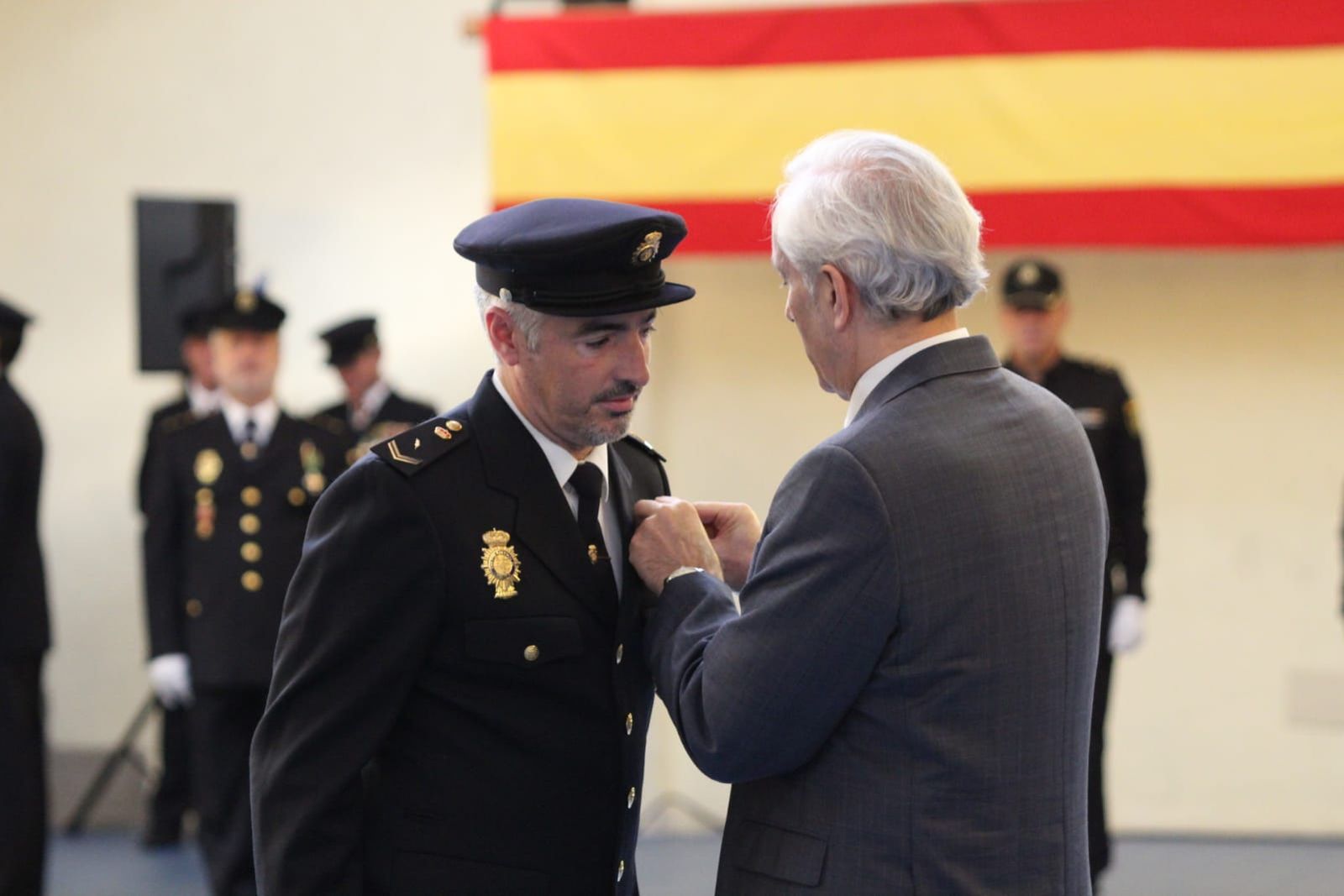 la-policia-nacional-de-salamanca-los-angeles-custodios-16