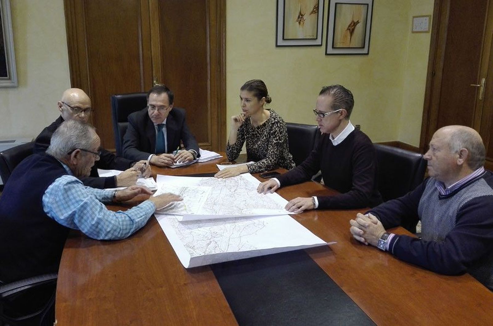 Reunión Clara San Damián Subdelegado del Gobierno