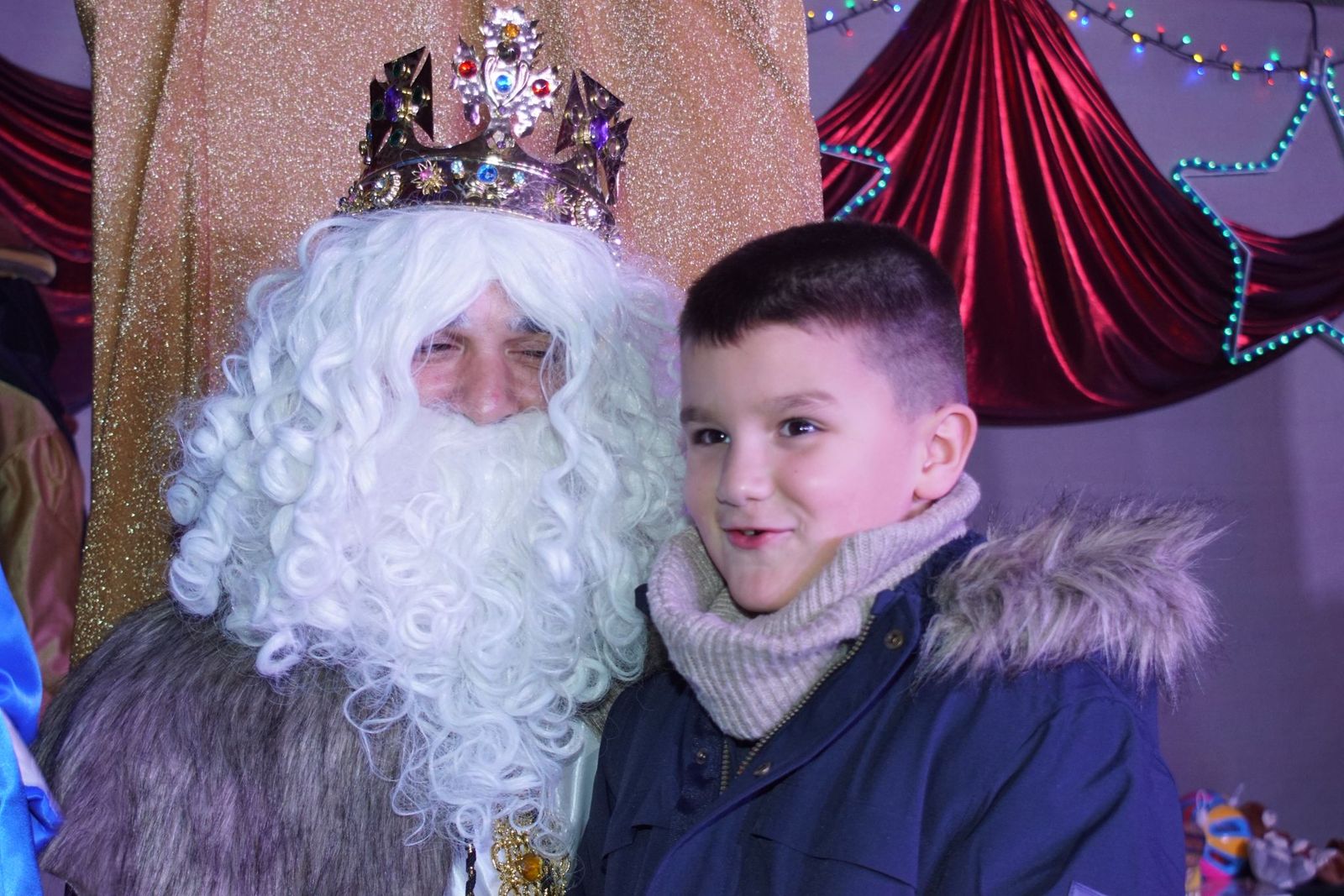 Los Reyes Magos reciben las cartas de los niños de El Encinar