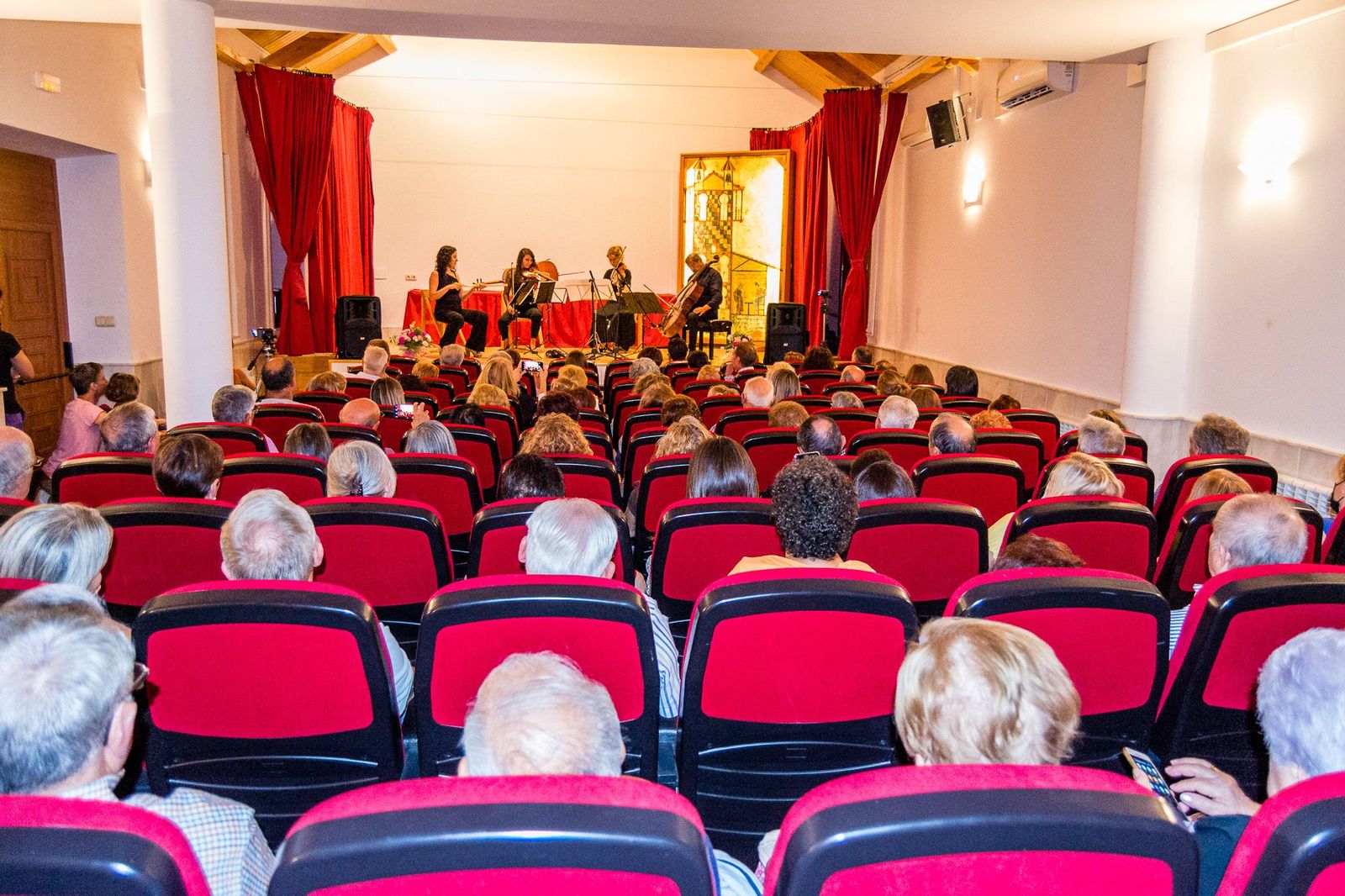 Actividad cultural en Tábara