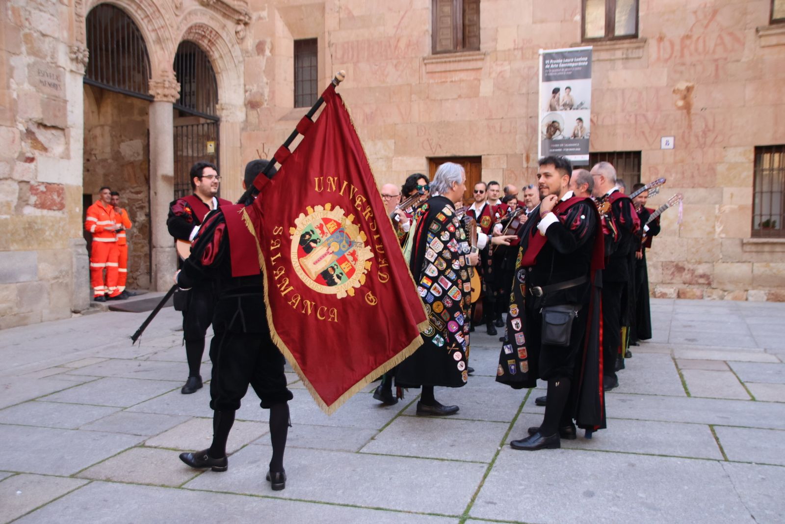 Tunas de toda España cantan al son de la historia por las calles de Salamanca