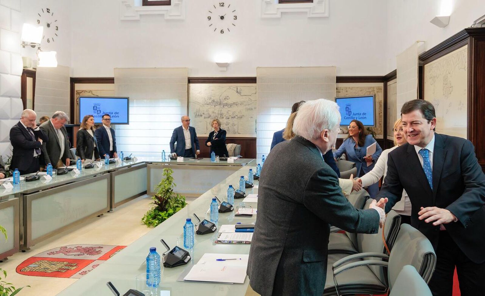 El Consejo de Cámaras valora la posición de liderazgo y sentido de Comunidad frente a los aranceles impuestos por Trump