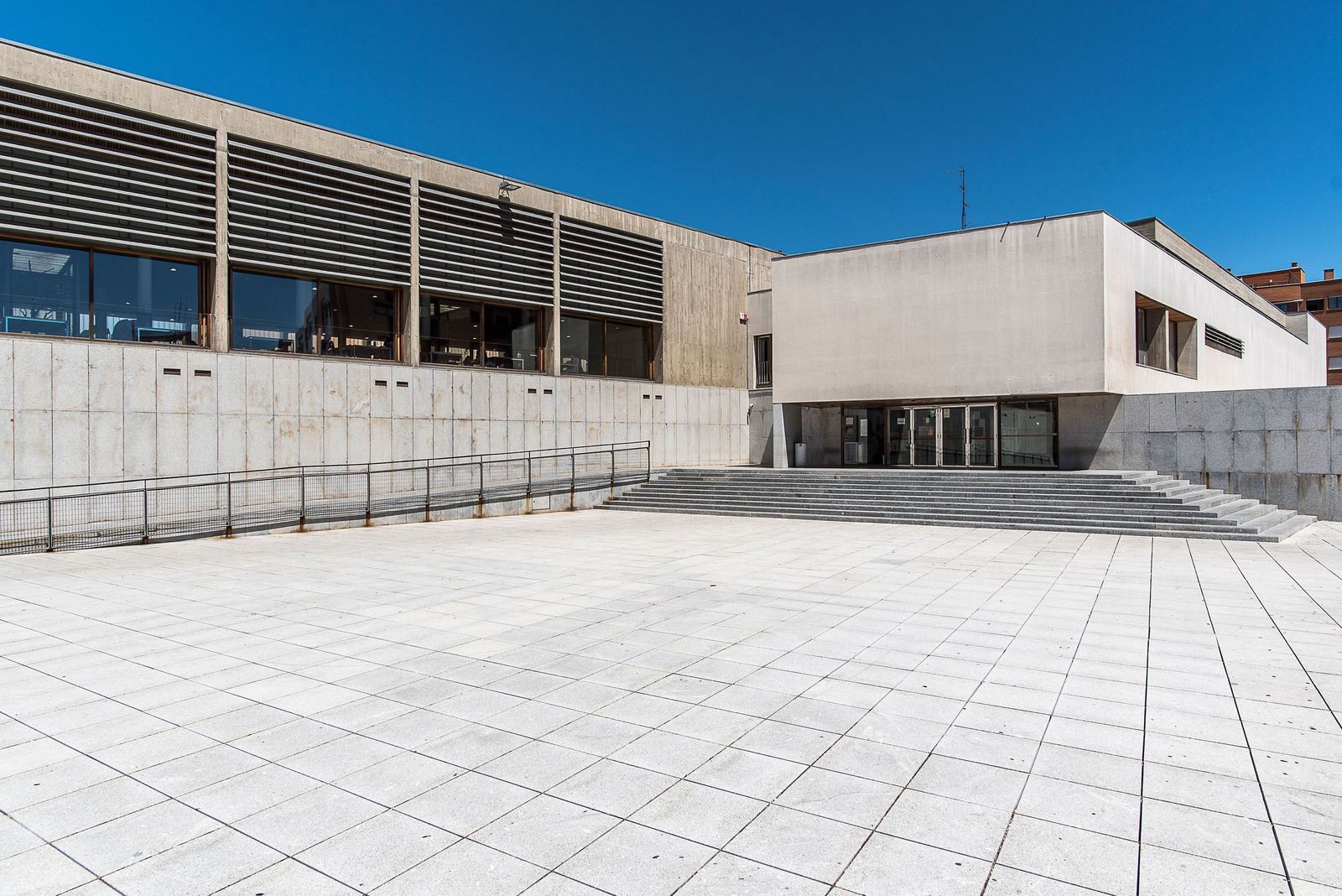 Biblioteca Torrente Ballester Salamanca