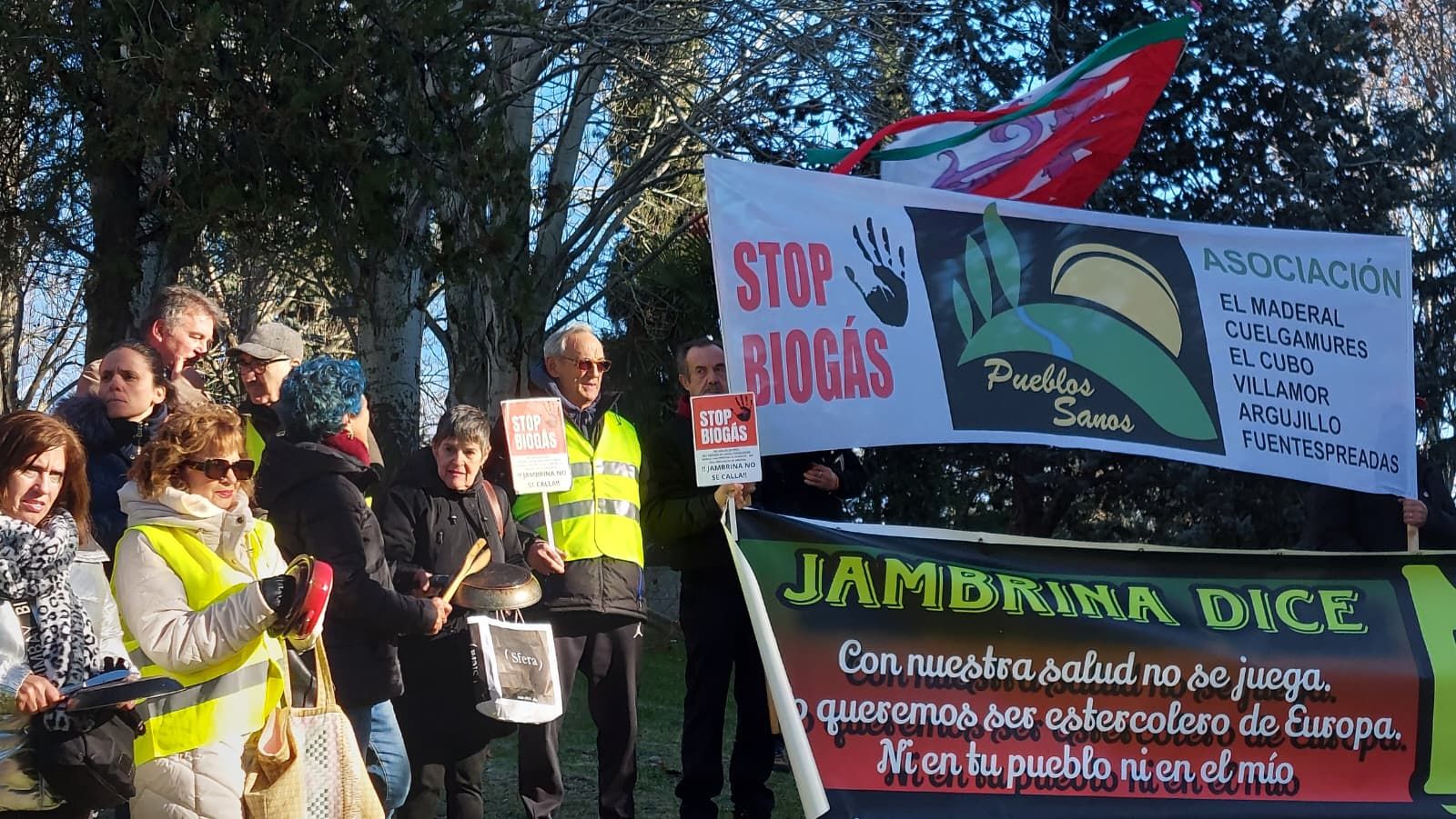 Cacerolada en Zamora contra las plantas de biogás (5).jpeg