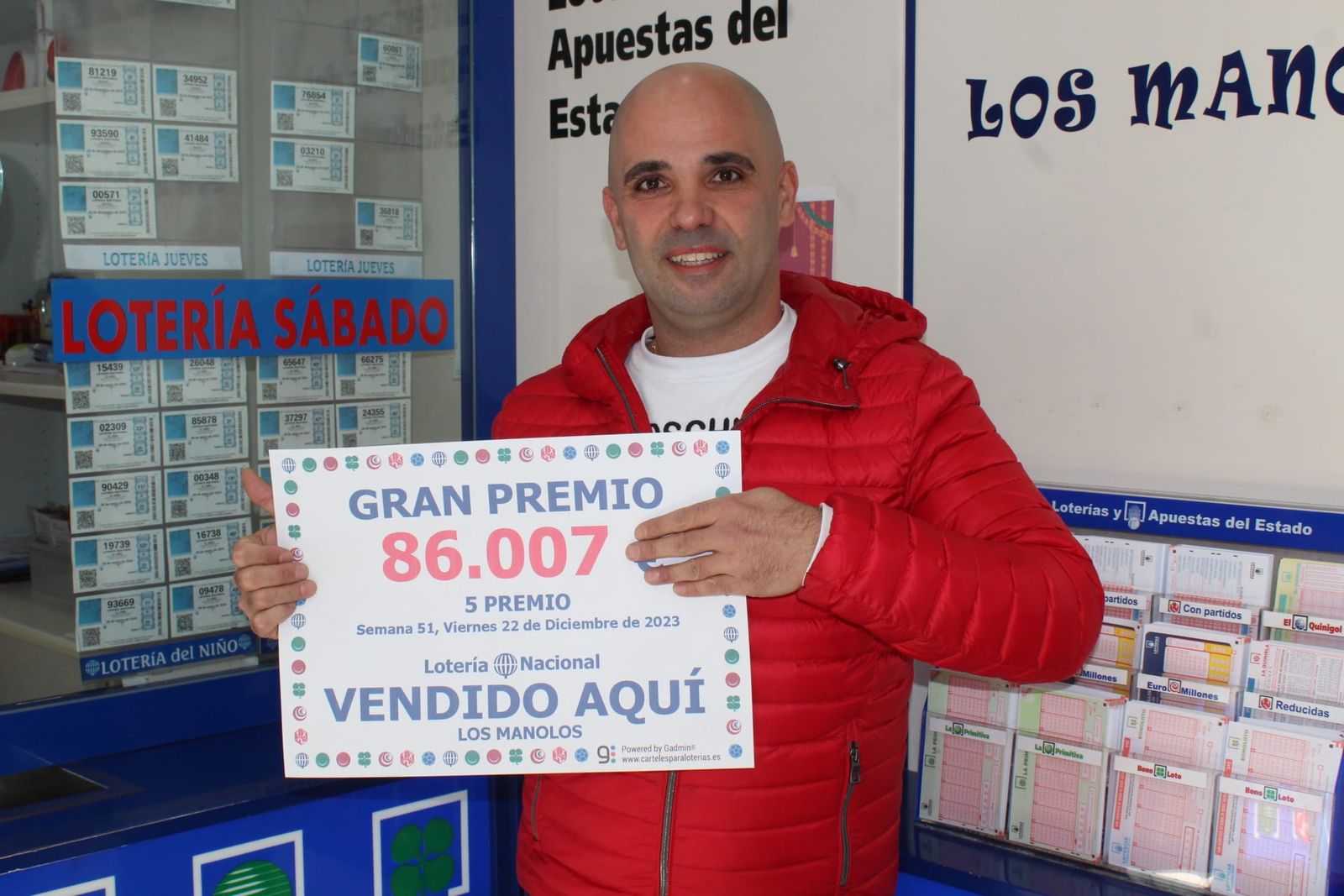 el-quinto-premio-86-007-toca-en-la-administracion-los-manolos-en-el-paseo-del-rollo-foto-carlos-h-6